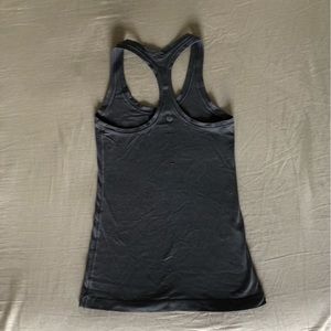 LULULEMON HIP LENGTH RACERBACK TANK TOP SIZE S SLATE GRAY